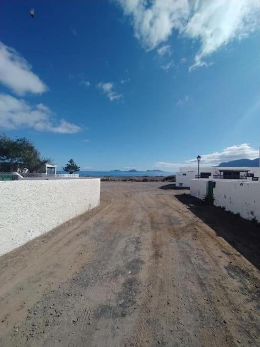 Апартаменты Famara, Apto. En Zona Tranquila A 200M Del Mar. Экстерьер фото