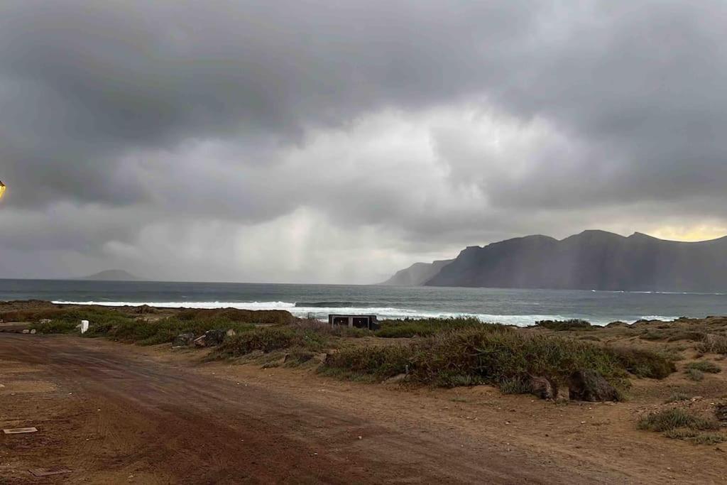 Апартаменты Famara, Apto. En Zona Tranquila A 200M Del Mar. Экстерьер фото
